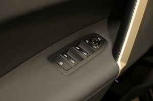 BMW iX bild 11