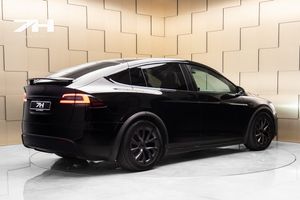 Tesla Model X bild 7