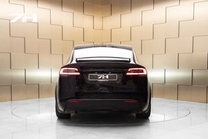 Tesla Model X bild 5