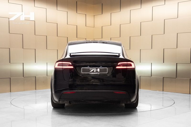 Tesla Model X bild 5