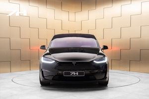 Tesla Model X bild 11