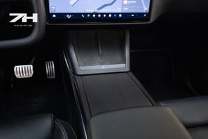 Tesla Model X bild 17