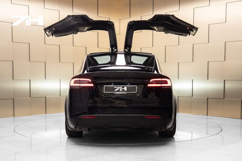 Tesla Model X bild 6