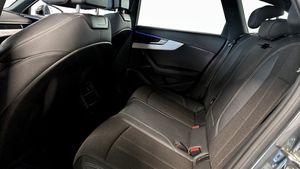Audi A4 bild 12