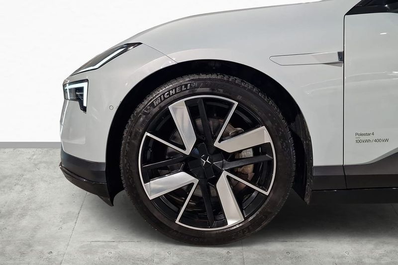 Polestar 4 bild 6