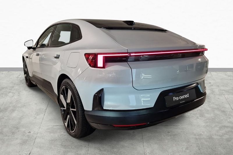 Polestar 4 bild 8