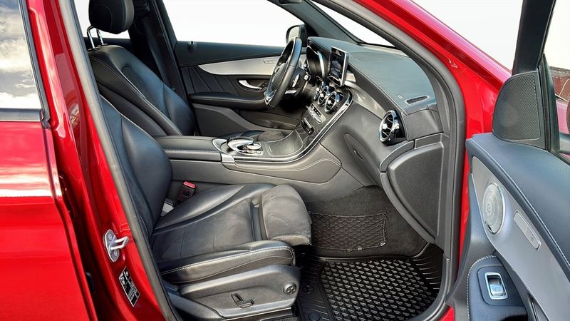 Mercedes GLC220 bild 3