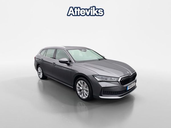 Skoda Superb Selection iV Drag Drag/Värmare/Matrix - 2025