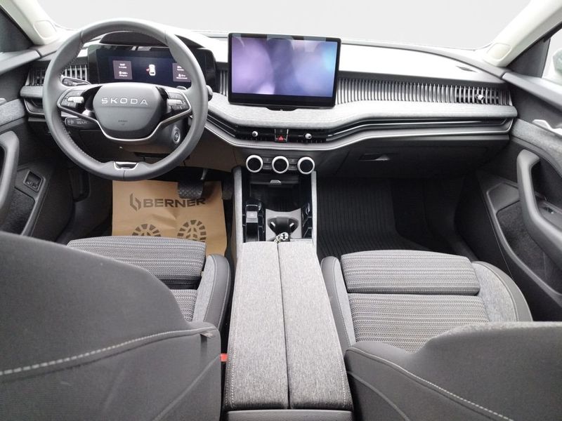 Skoda Superb bild 10