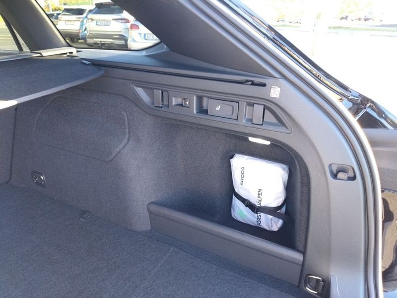 Skoda Superb bild 3
