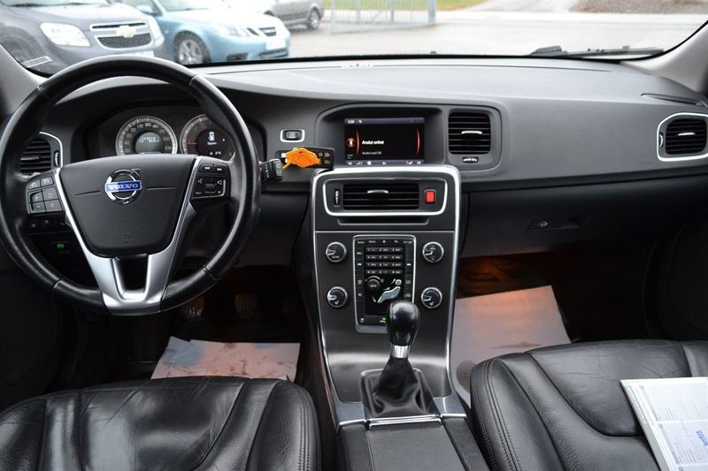 Volvo V60 bild 14