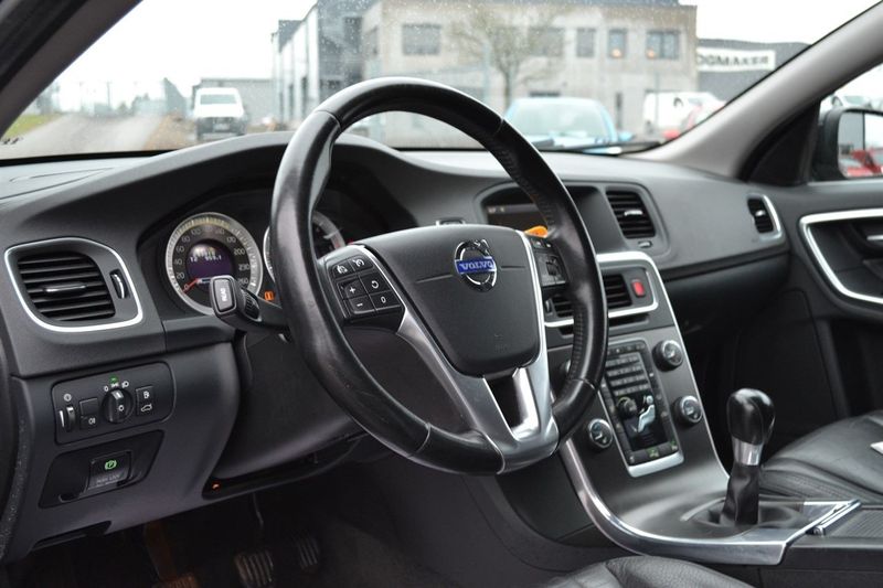 Volvo V60 bild 8