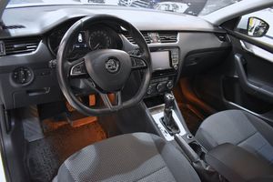 Skoda Octavia bild 8