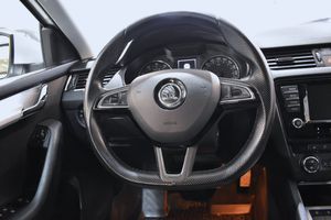Skoda Octavia bild 12