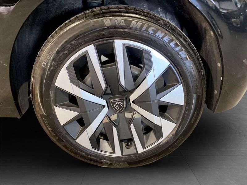 Peugeot 208 bild 13