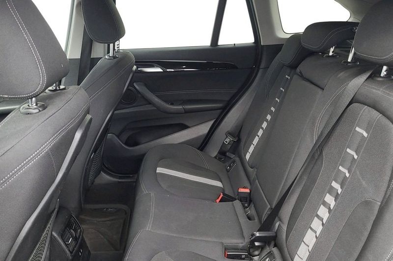 BMW X1 bild 6