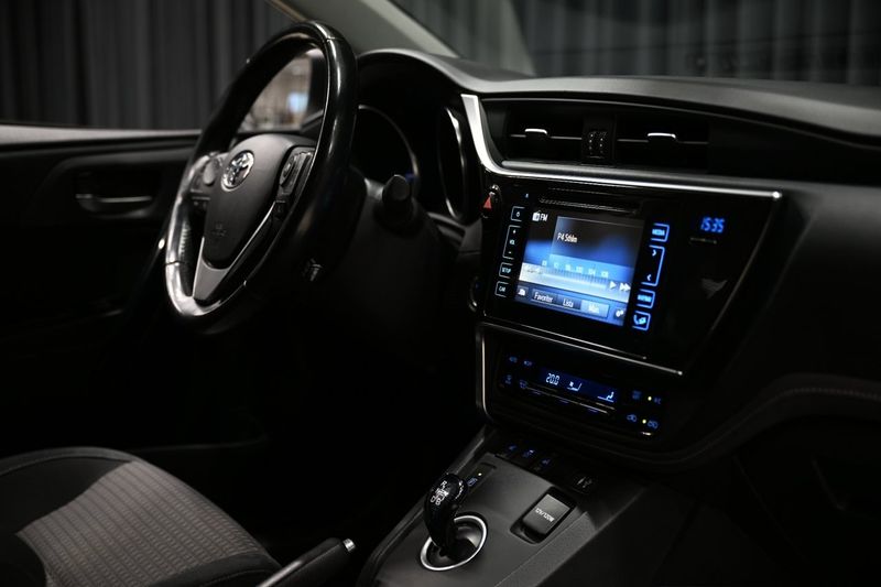 Toyota Auris bild 29