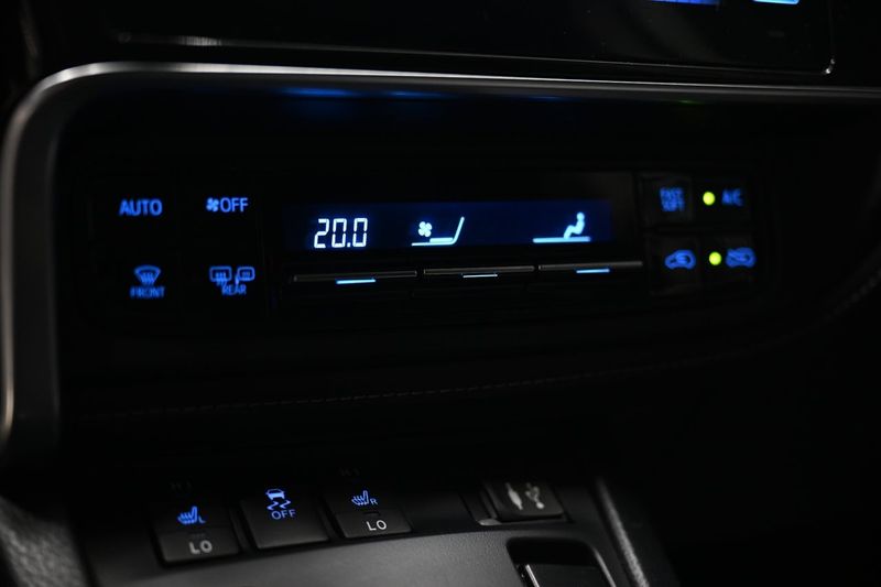 Toyota Auris bild 23