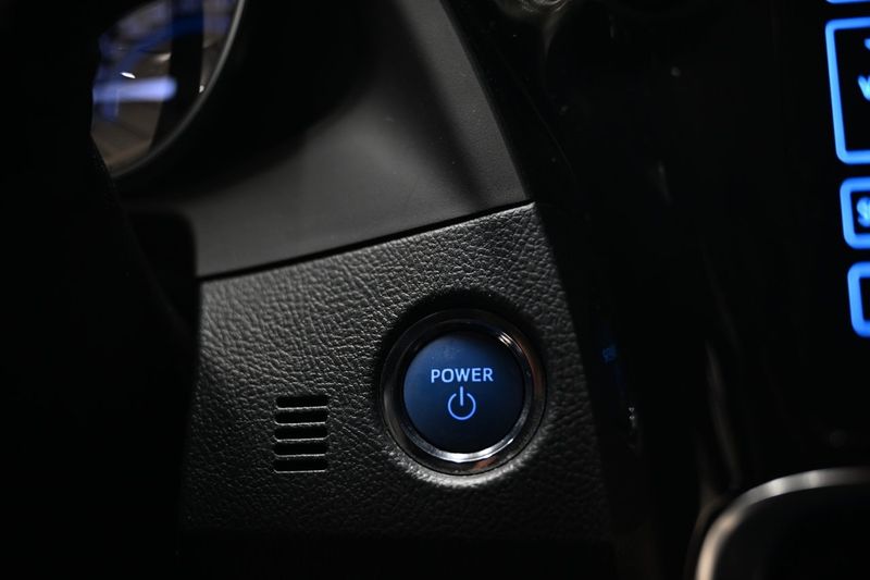 Toyota Auris bild 25