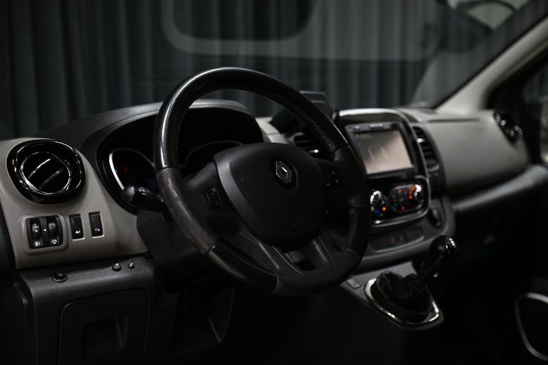 Renault Trafic bild 18