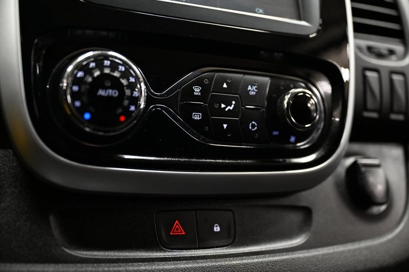 Renault Trafic bild 21