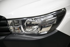 Toyota Hilux bild 13
