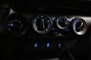 Toyota Hilux bild 22