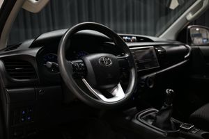 Toyota Hilux bild 14