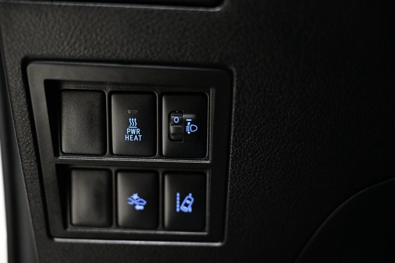 Toyota Hilux bild 18