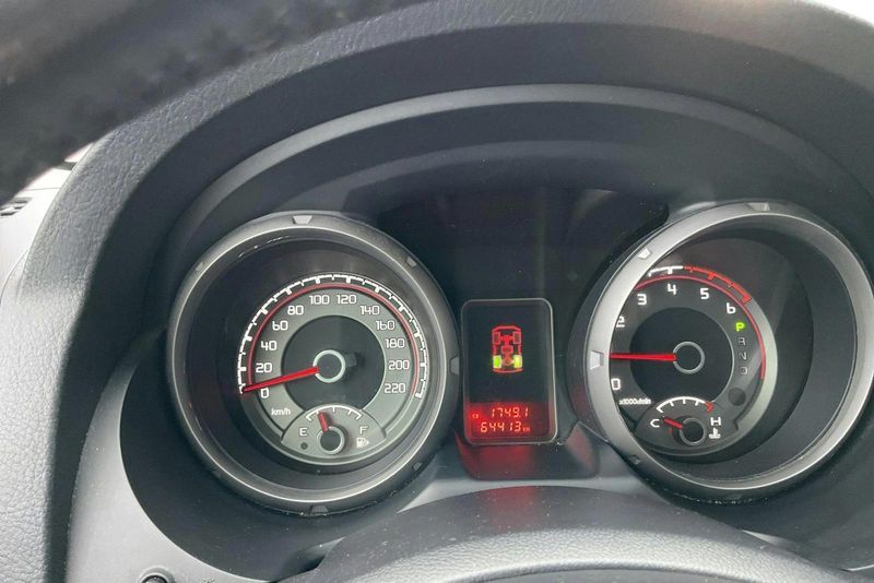 Mitsubishi Pajero bild 13