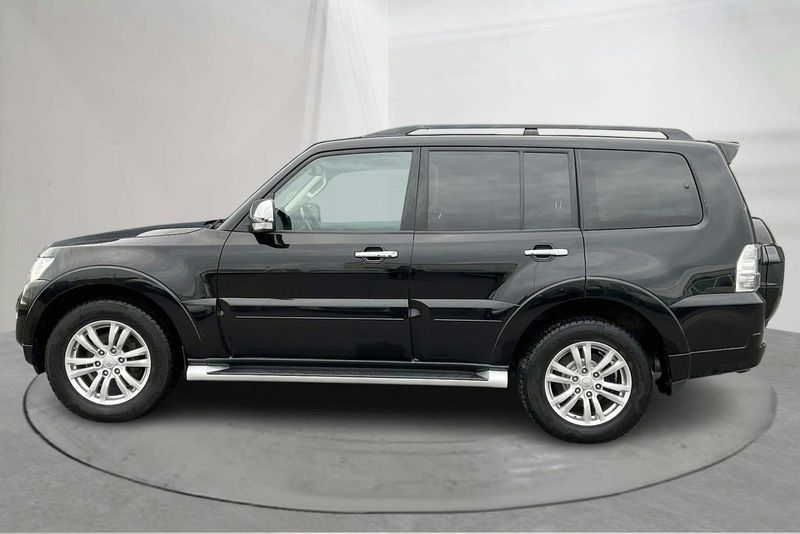 Mitsubishi Pajero bild 2