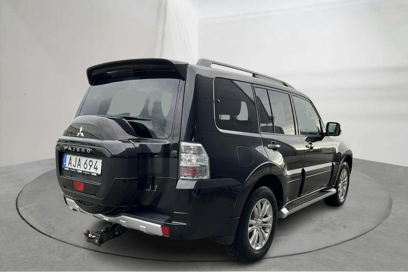 Mitsubishi Pajero bild 3
