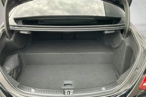 Mercedes E300 bild 9