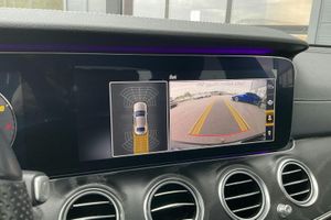 Mercedes E300 bild 12