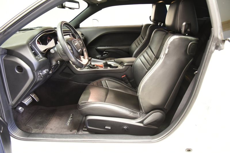 Dodge Challenger bild 22