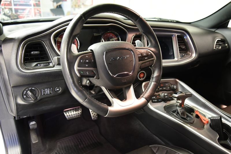 Dodge Challenger bild 25