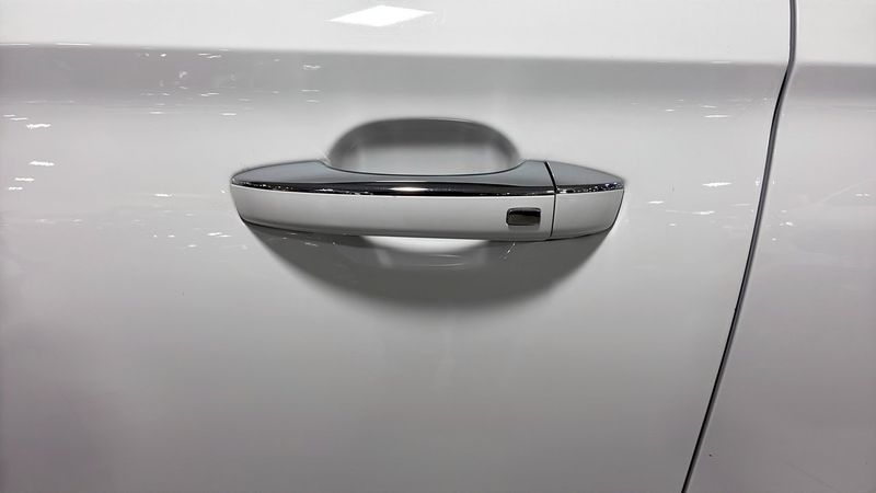 MG ZS EV bild 18