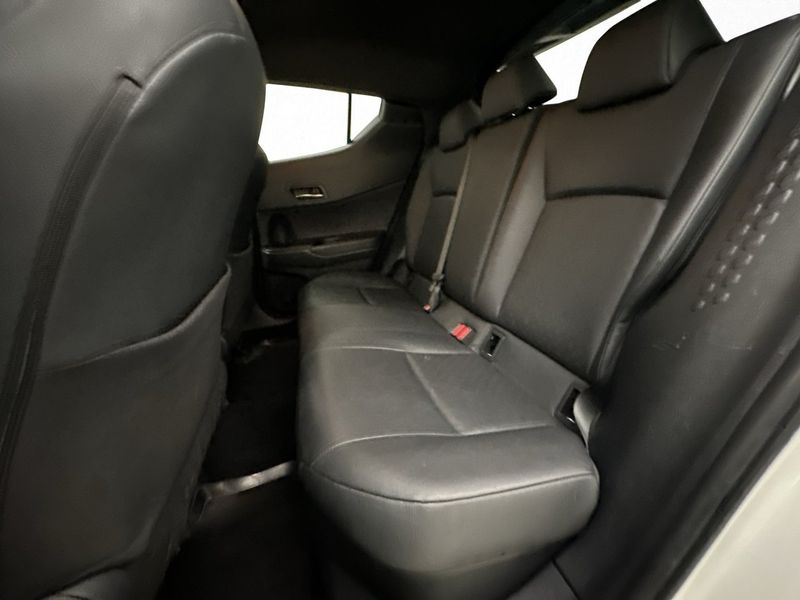Toyota C-HR bild 16