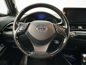 Toyota C-HR bild 17