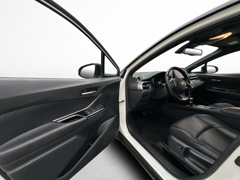 Toyota C-HR bild 10