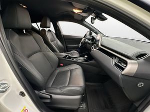 Toyota C-HR bild 12