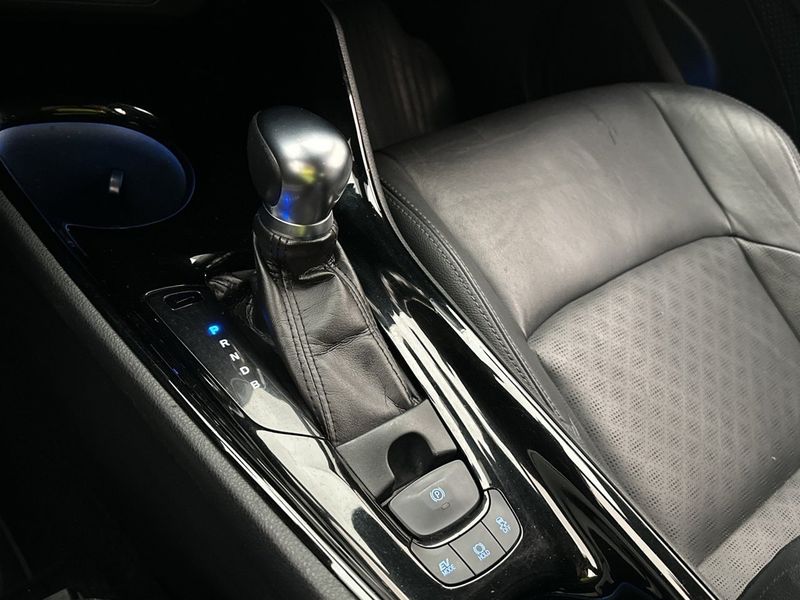 Toyota C-HR bild 28