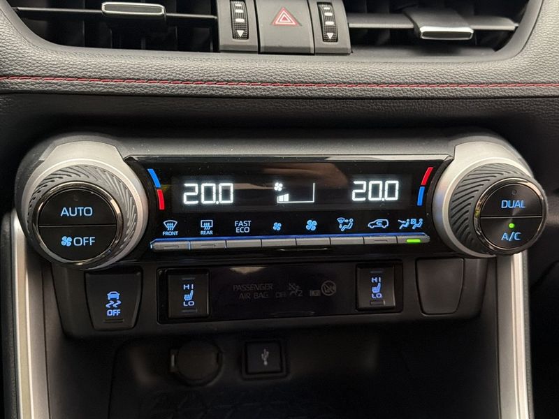 Suzuki Across bild 30