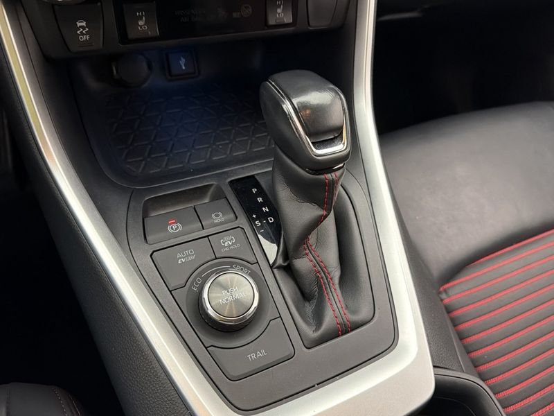 Suzuki Across bild 31