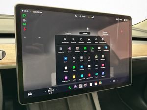 Tesla Model 3 bild 24