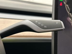 Tesla Model 3 bild 29