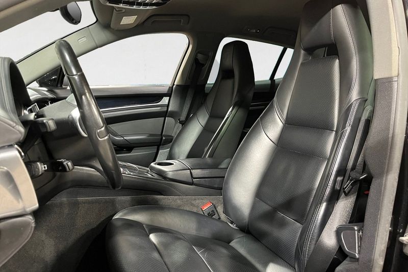 Porsche Panamera bild 2