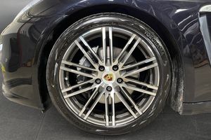 Porsche Panamera bild 17