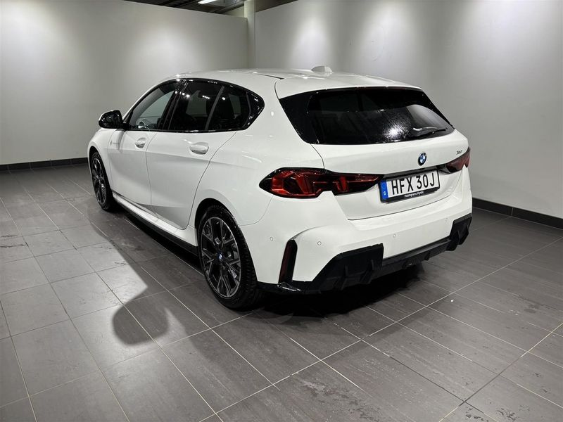 BMW 120 bild 2