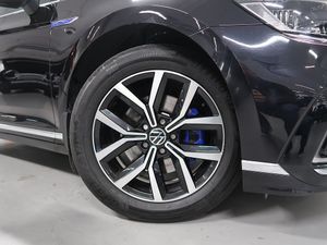 Volkswagen Passat bild 12